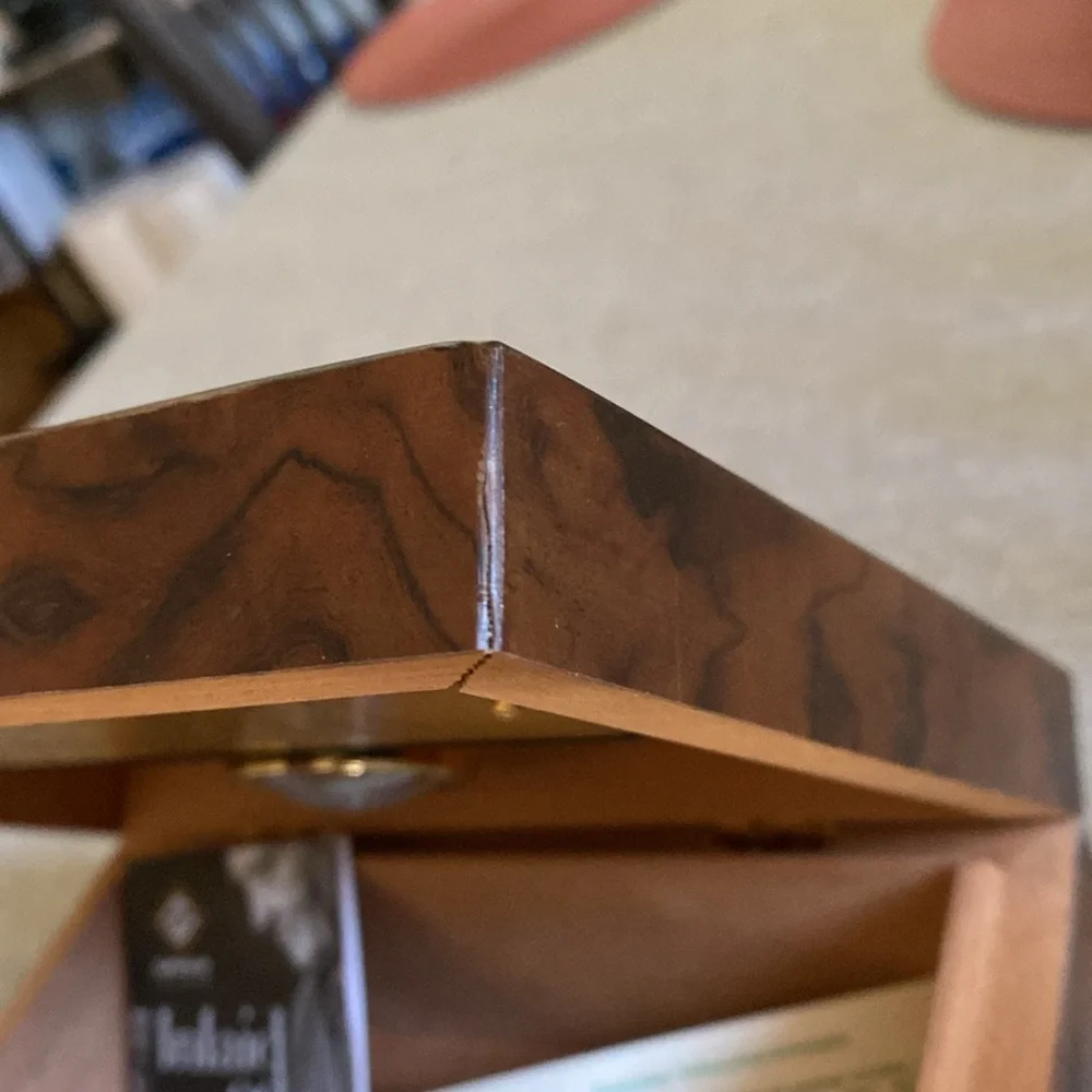 Cigar Humidor - Picture 6 of 6